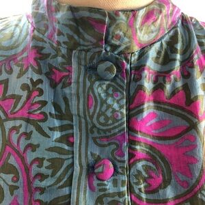 🎄100% silk tunic/shirt  button front SZ L pink/blue